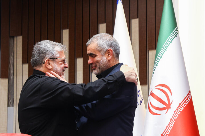 نشست اعضای کمیسیون اصل ۹۰ و فراکسیون قرآن و زیارت مجلس با استاندار، شهردار و ستاد اجرایی خدمات سفر زائرین خراسان رضوی