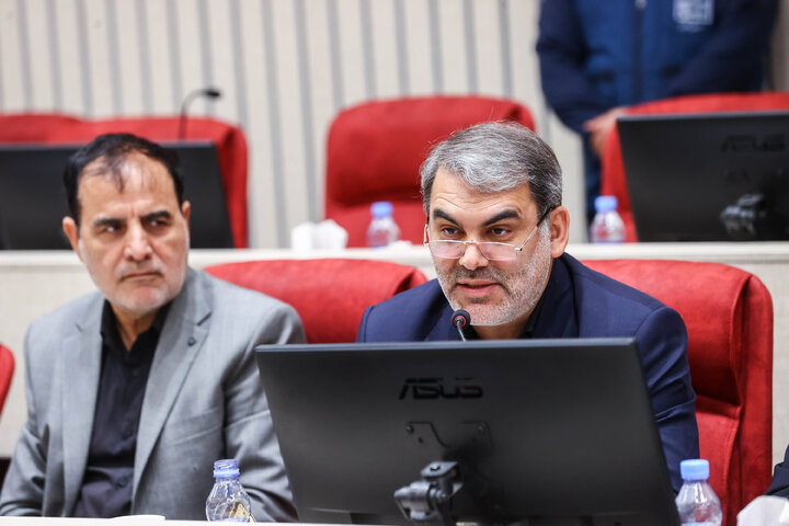 نشست اعضای کمیسیون اصل ۹۰ و فراکسیون قرآن و زیارت مجلس با استاندار، شهردار و ستاد اجرایی خدمات سفر زائرین خراسان رضوی