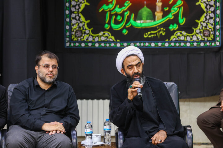 دیدار اعضای کمیسیون اصل ۹۰ و فراکسیون قرآن و زیارت مجلس با نماینده ولی‌فقیه و امام جمعه مشهد