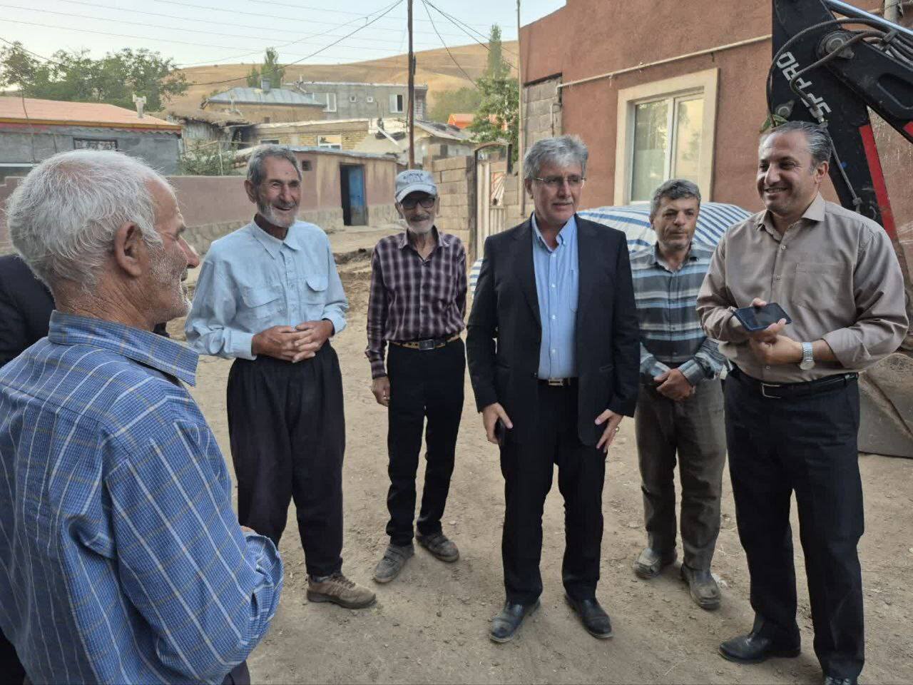 احداث مدارس جدید در آقامیرلو و توشمانلو با همت نماینده خلخال/ اختصاص ۱۲ میلیارد تومان برای آسفالت جاده ترازوج پس از سال‌ها انتظار محقق شد