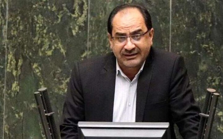 طرح‌های آبخیزداری در مناطق بحرانی با فوریت اجرا شود/ استهبان تنها نقطه اتصال پروژه انتقال آب خلیج فارس به استان فارس