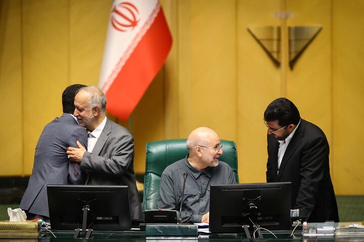 صحن علنی یکشنبه 4 شهریورماه مجلس شورای اسلامی