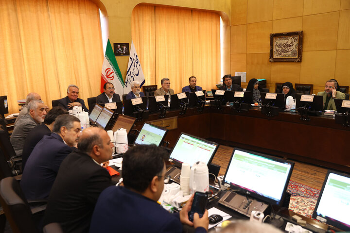 نشست 4 شهریور کمیسیون بهداشت با حضور وزیر بهداشت