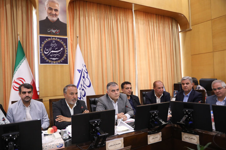نشست 4 شهریور 1404 کمیسیون عمران با حضور وزیر نفت