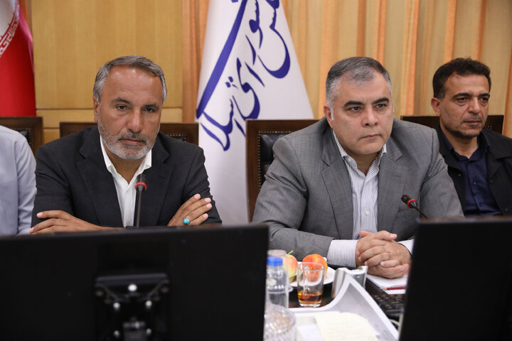 نشست 4 شهریور 1404 کمیسیون عمران با حضور وزیر نفت