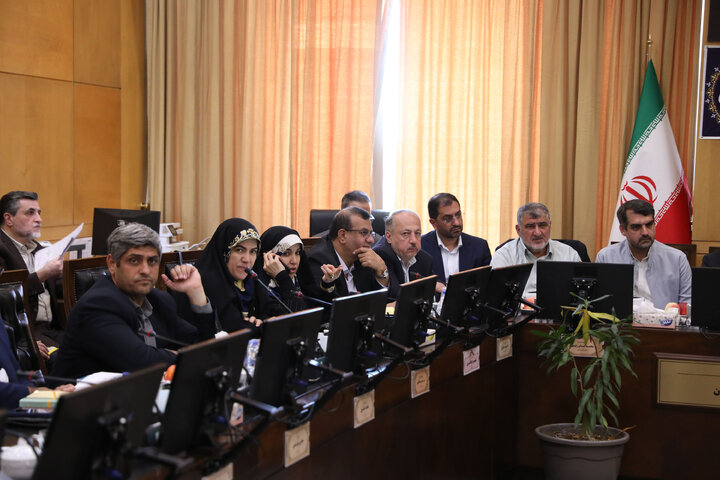 نشست 4 شهریور 1404 کمیسیون عمران با حضور وزیر نفت