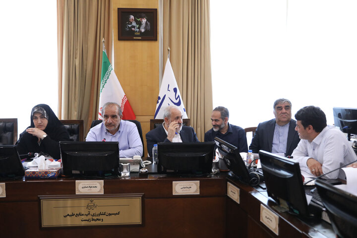 نشست 4 شهریور کمیسیون کشاورزی با حضور وزیر نیرو