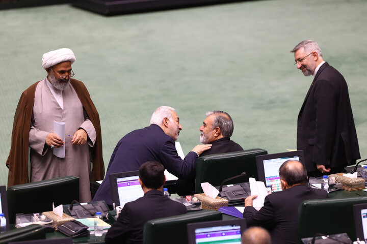 نشست علنی چهارشنبه 5 شهریورماه 1404 مجلس شورای اسلامی