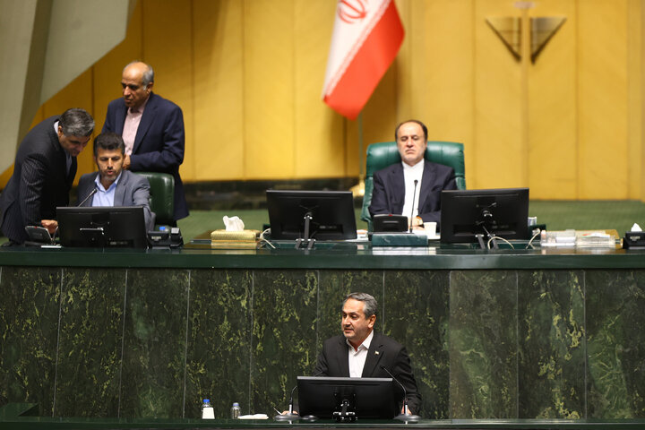 ناطقان میان دستور نشست علنی چهارشنبه 5 شهریور مجلس