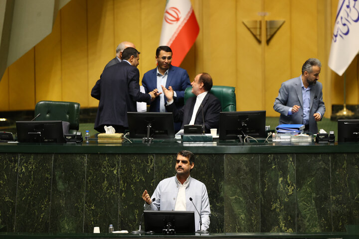 ناطقان میان دستور نشست علنی چهارشنبه 5 شهریور مجلس