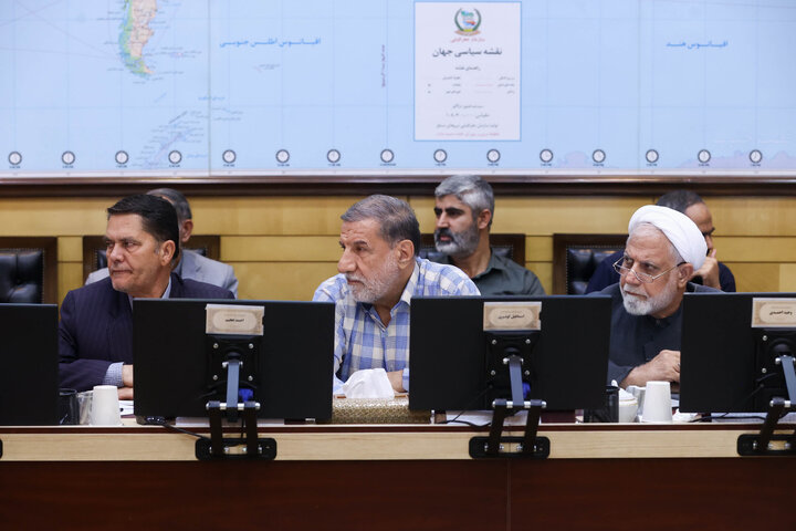 نشست کمیسیون امنیت ملی و سیاست خارجی مجلس با حضور وزیر امور خارجه