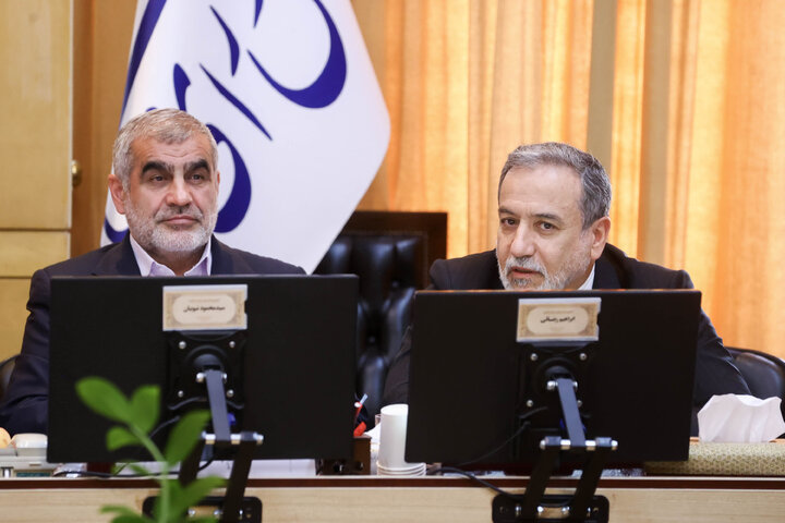 نشست کمیسیون امنیت ملی و سیاست خارجی مجلس با حضور وزیر امور خارجه