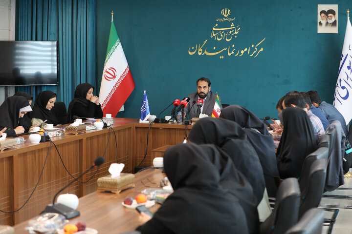 نشست خبری نایب رئیس کمیسیون اصل نودم قانون اساسی