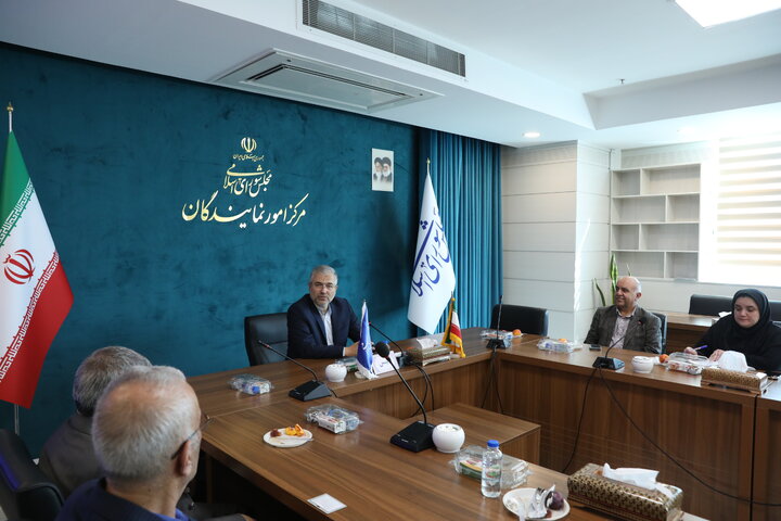 نشست فراکسیون کشاورزی پویا و امور عشایر با تولیدکنندگان و فعالان انجمن صنفی ماکارونی