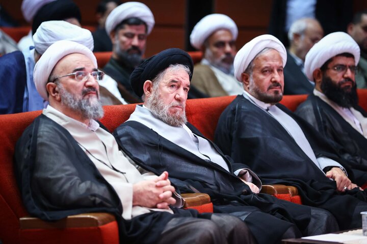 همایش روز جهانی مسجد با سخنرانی دکتر قالیباف