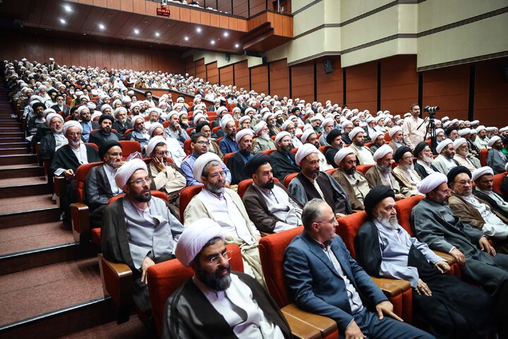 همایش روز جهانی مسجد با سخنرانی دکتر قالیباف