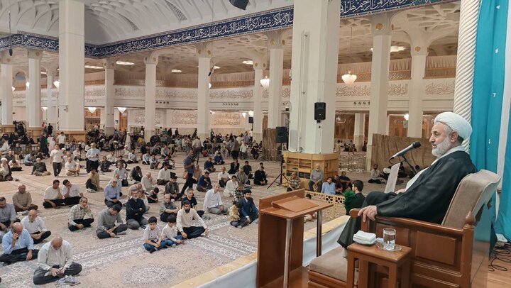 شیرینی اقدامات ۲۸ روزه شهیدان رجایی و باهنر بعد از ۴۴ سال هنوز در ذائقه مردم باقی است