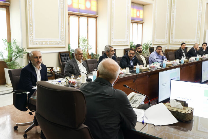 نشست بررسی برنامه هفتم پیشرفت با حضور دکتر قالیباف