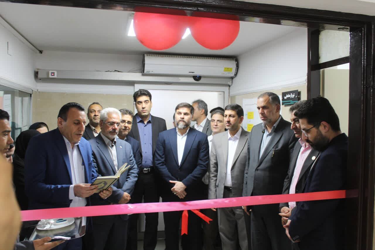 به همت نماینده اهواز دو پروژه درمانی در بیمارستان سینای شهرستان کارون افتتاح شد/ فولاد اکسین و شرکت‌های نفتی پای کار مدرسه‌سازی هستند