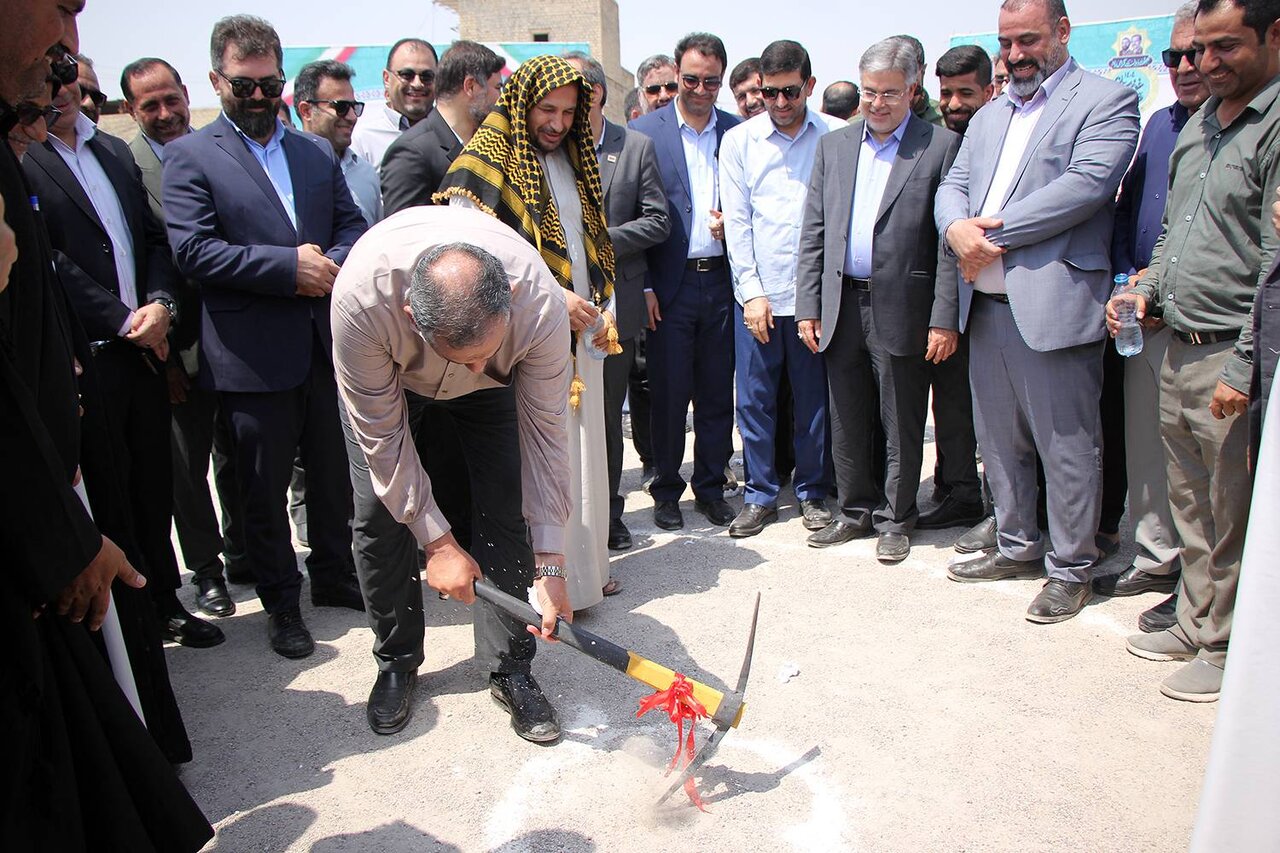 به همت نماینده اهواز دو پروژه درمانی در بیمارستان سینای شهرستان کارون افتتاح شد/ فولاد اکسین و شرکت‌های نفتی پای کار مدرسه‌سازی هستند