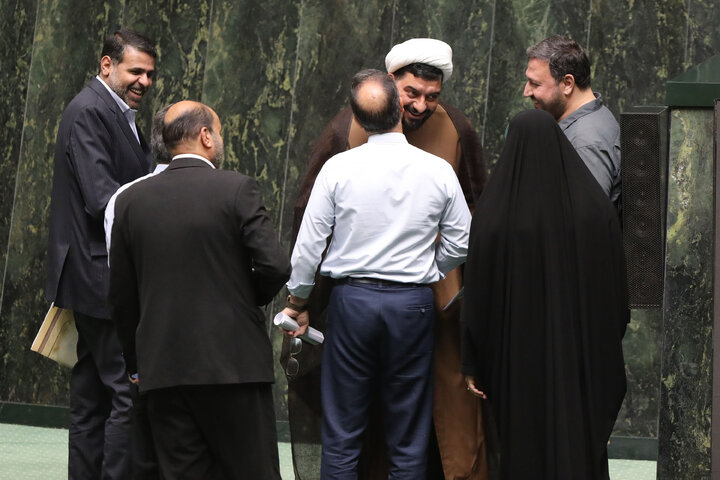 ناطقان میان دستور نشست علنی چهارشنبه12شهریور مجلس شورای اسلامی