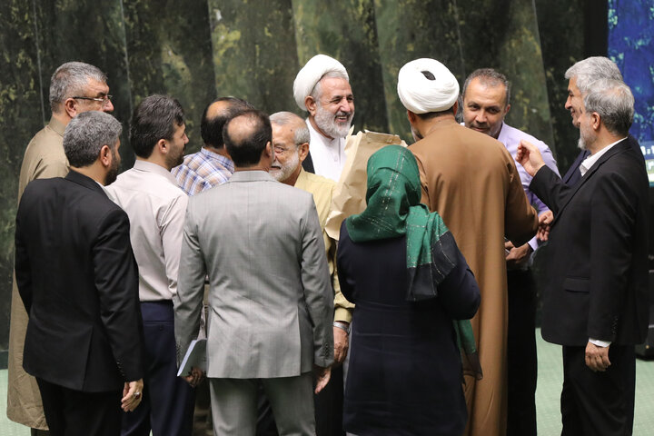 ناطقان میان دستور نشست علنی چهارشنبه12شهریور مجلس شورای اسلامی