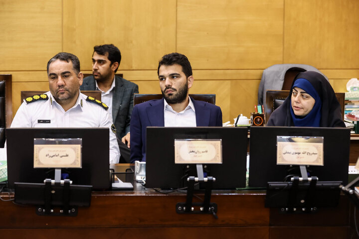 نشست کمیسیون شوراها و امور داخلی کشور