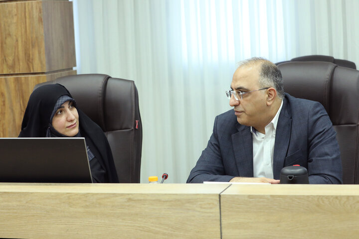 نشست مشترک مجمع نمایندگان استان تهران با رییس و معاونان مرکزملی فضای مجازی