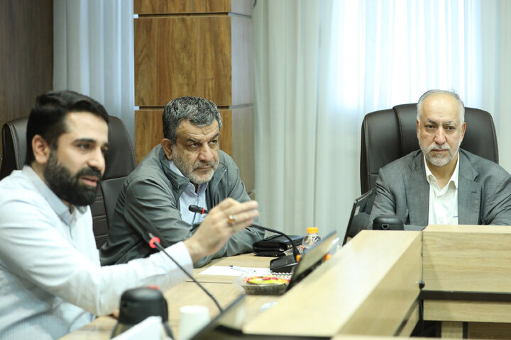نشست مشترک مجمع نمایندگان استان تهران با رییس و معاونان مرکزملی فضای مجازی