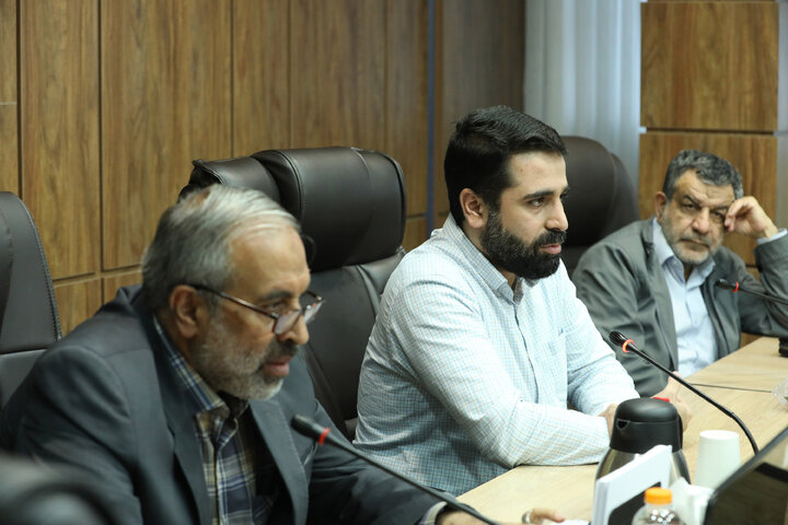 نشست مشترک مجمع نمایندگان استان تهران با رییس و معاونان مرکزملی فضای مجازی