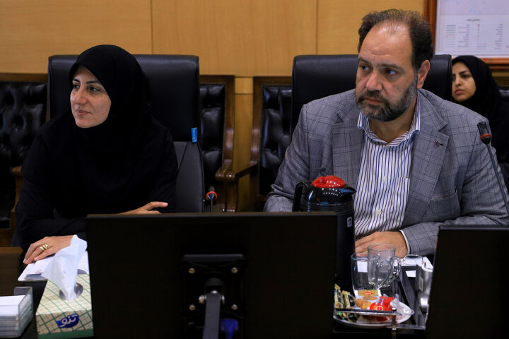 نشست اعضای کمیسیون اموزش