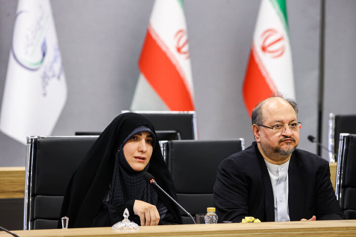 نشست هم‌اندیشی اعضای فراکسیون نظارت بر صنعت نفت، گاز و پتروشیمی مجلس شورای اسلامی و مدیرعامل صنایع پتروشیمی خلیج فارس