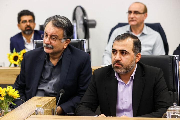 نشست هم‌اندیشی اعضای فراکسیون نظارت بر صنعت نفت، گاز و پتروشیمی مجلس شورای اسلامی و مدیرعامل صنایع پتروشیمی خلیج فارس
