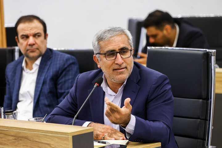 نشست هم‌اندیشی اعضای فراکسیون نظارت بر صنعت نفت، گاز و پتروشیمی مجلس شورای اسلامی و مدیرعامل صنایع پتروشیمی خلیج فارس