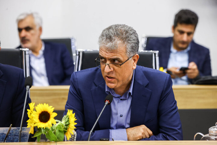 نشست هم‌اندیشی اعضای فراکسیون نظارت بر صنعت نفت، گاز و پتروشیمی مجلس شورای اسلامی و مدیرعامل صنایع پتروشیمی خلیج فارس