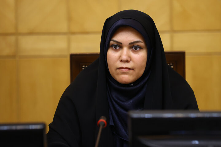 زهرا خدادادی