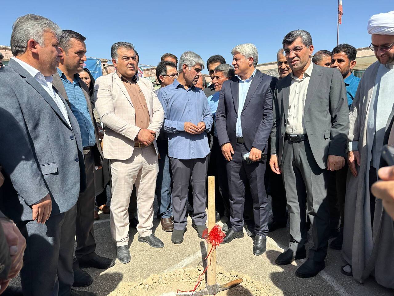 منگشت میتواند قطب کشاورزی، گردشگری و انرژیهای تجدیدپذیر استان شود/ ساخت بیش از ۳۰ مدرسه در باغملک و ایذه آغاز شد