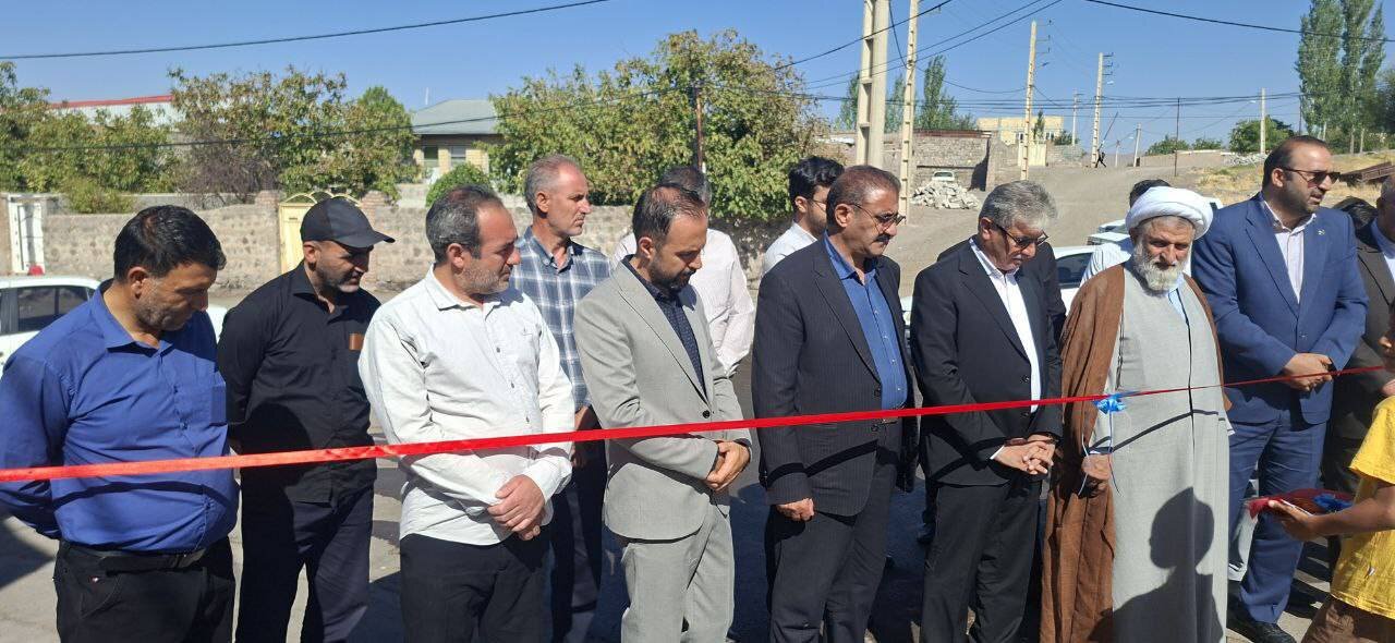 کلنگ زنی احداث کارخانه تولید کولر گازی در خلخال/ زورخانه و پروژههای ورزشی خلخال تا پایان سال آماده بهرهبرداری است