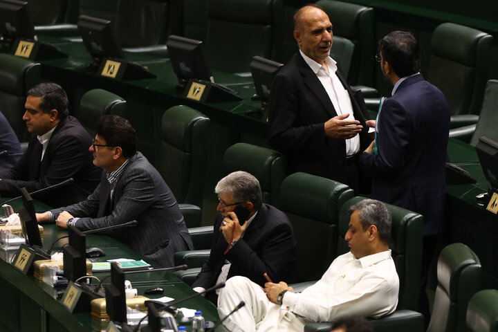 نشست علنی یکشنبه 16شهریورماه ۱۴۰۴ مجلس شورای اسلامی