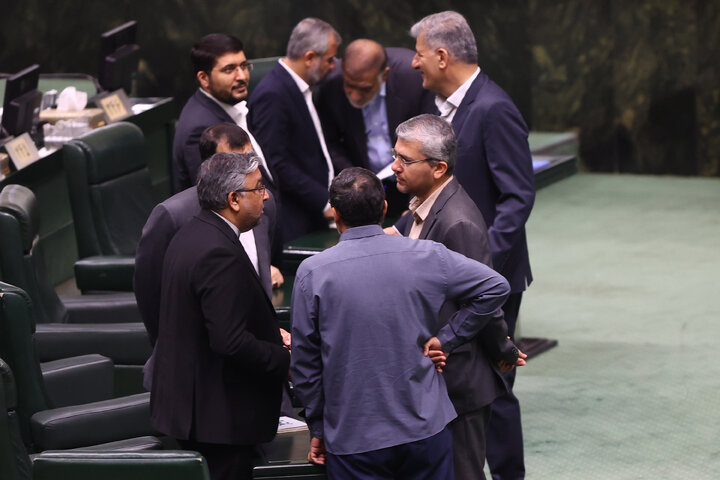 نشست علنی یکشنبه 16شهریورماه ۱۴۰۴ مجلس شورای اسلامی