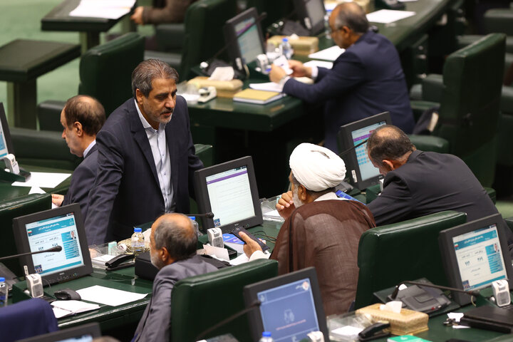 نشست علنی یکشنبه 16شهریورماه ۱۴۰۴ مجلس شورای اسلامی
