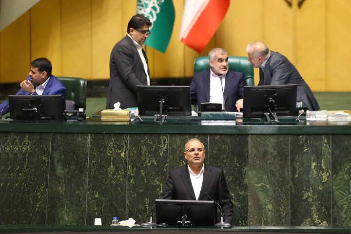 ناطقان میان دستور نشست علنی یکشنبه 16 شهریور مجلس