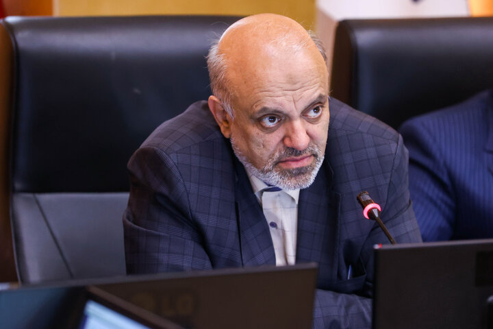 نشست کمیسیون آموزش و تحقیقات مجلس با حضور وزیر علوم