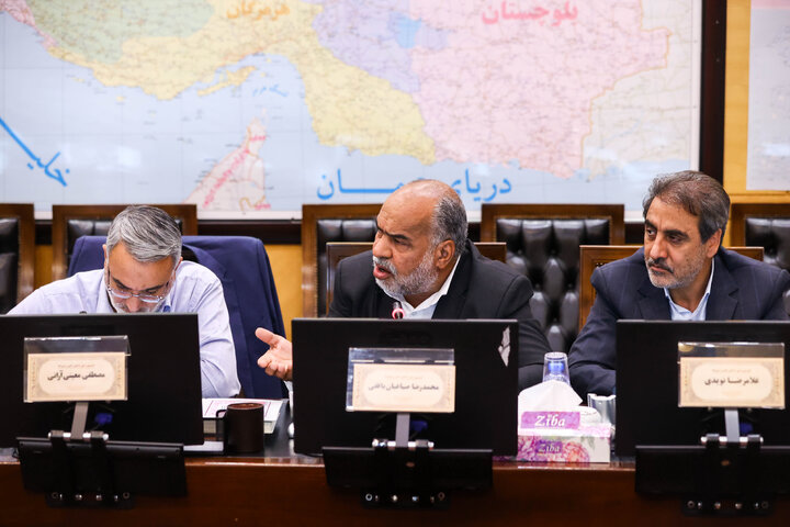 نشست کمیسیون امور داخلی و شوراها مجلس