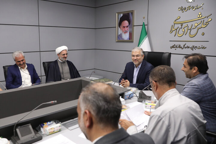 نشست 16 شهریور 1404فراکسیون کشاورزی پویا و امور عشایر مجلس شورای اسلامی