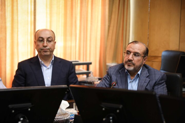 نشست 16 شهریور کمیسیون صنایع