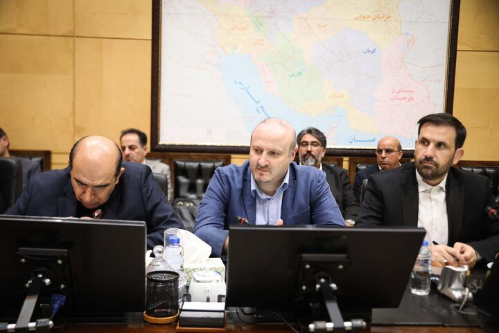 نشست 16 شهریور کمیسیون صنایع