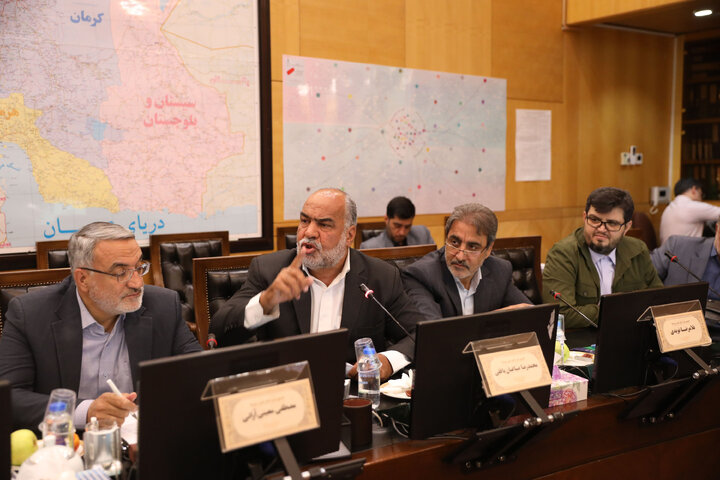 نشست 17 شهریور 1404 کمیسیون امور داخلی و شوراها با حضور وزیر کشور