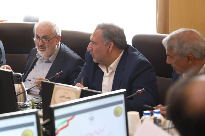 نشست 17 شهریور 1404 کمیسیون اقتصادی مجلسبا حضور وزیر نیرو