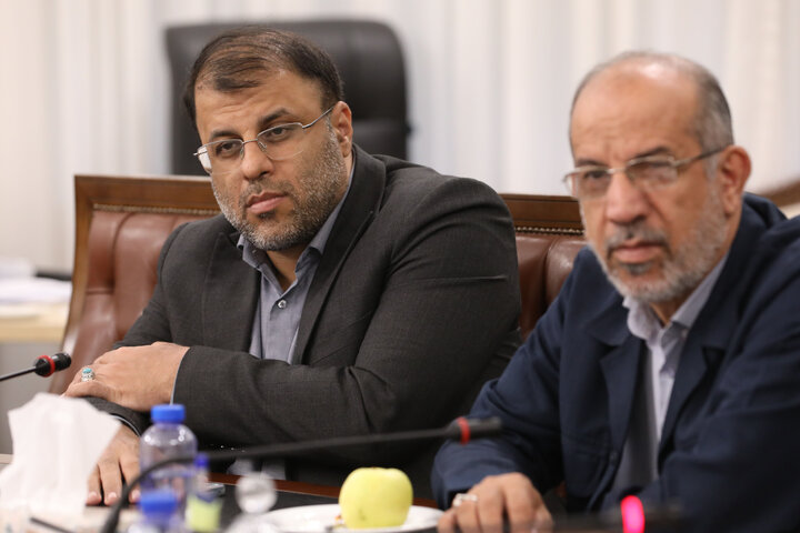 نشست 17 شهریور 1404کمیسیون اقتصادی با مدیران بانکی کشور